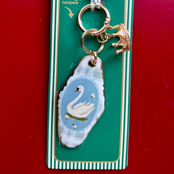 Piper K Accessories - NWT Piper K Swan & Crown Keychain & Bag Charm